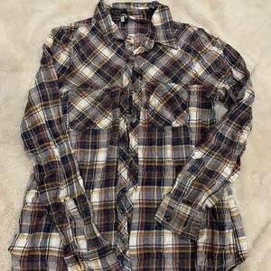 Buckle BKE Distressed Flannel